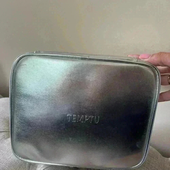 Temptu Airbrush make-up every day luxury set - Picture 3 of 4